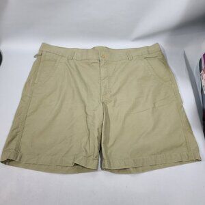 LL Bean 9" Olive Green Shorts Men's Size 44 100% Cotton